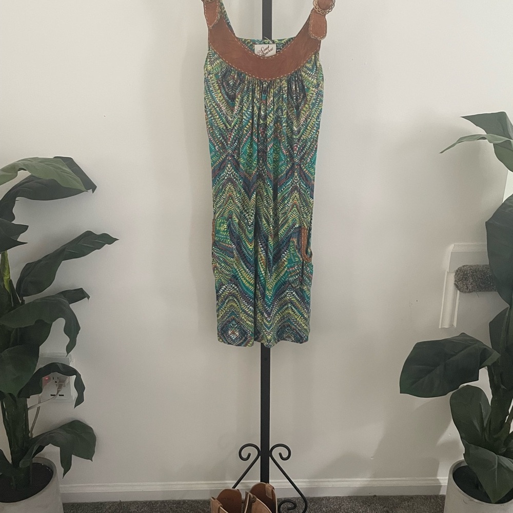 Multicolor Sleeveless Dress with faux leather accents